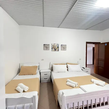 Vogue Apart Otel Golem (Tirana)