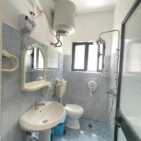 Apart Otel Vogue Golem (Tirana)