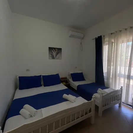 Vogue 3* Golem (Tirana)