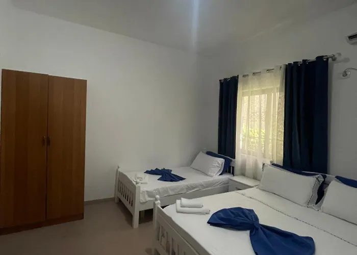 Vogue Golem (Tirana)