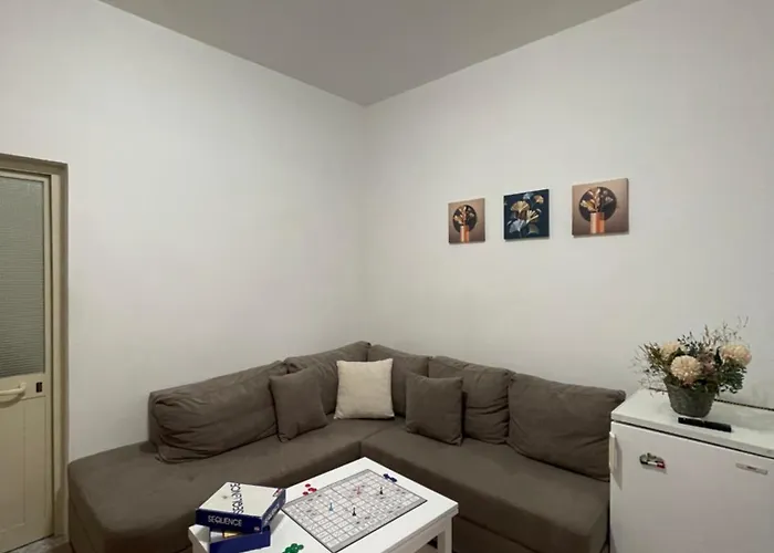 Hotel apartamentowy Vogue Golem (Tirana)