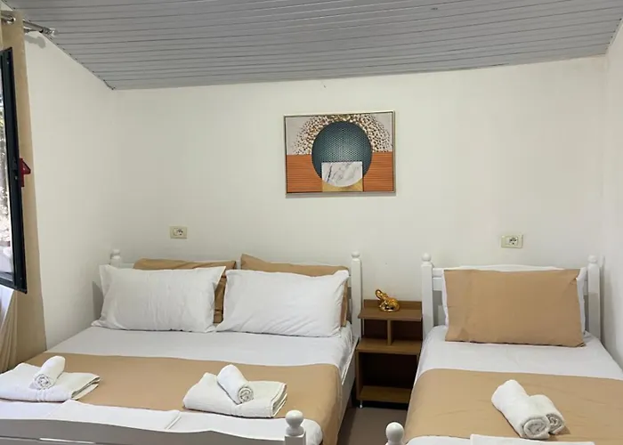 Vogue Golem (Tirana)