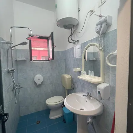 Lägenhetshotell Vogue Golem (Tirana)
