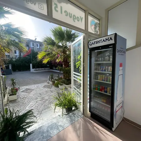 Vogue Lägenhetshotell Golem (Tirana)