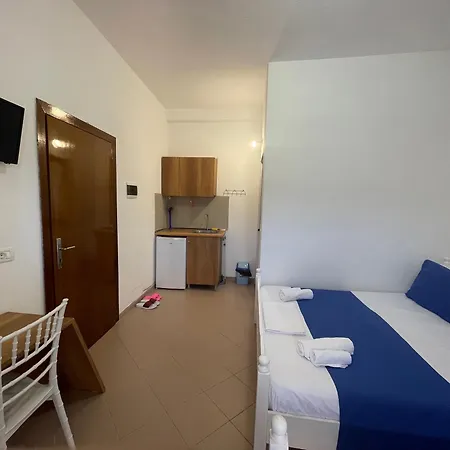 Vogue Aparthotel *